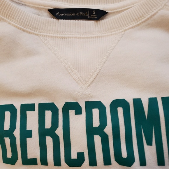 White Abercrombie crewneck Sweatshirt - Picture 2 of 2